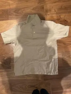 ベージュ ポロシャツ スタンドカラー