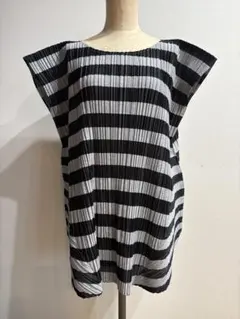 PLEATS PLEASE チュニック ボーダーのサムネイル