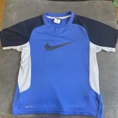 キッズ　NIKE Tシャツ サイズS/140相当