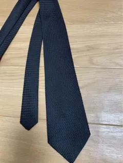 Midoriya 黒ネクタイ テクスチャー仕上げ