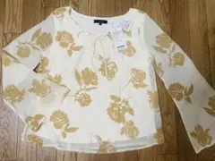 リエンダ花柄ブラウス♡新品未使用タグ付きのサムネイル