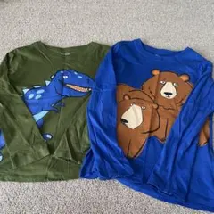 恐竜とクマの長袖カットソー2枚セット　130cm