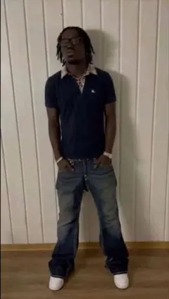 トゥルーレリジョン true religion デニムパンツ 白チーフキーフ着用