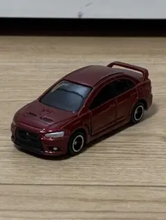 廃盤トミカ No.67 三菱ランサーエボリューションX