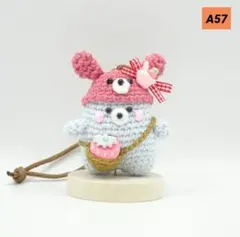 A57 コード付きあみぐるみ（クマ／水色✕ウサギ）のサムネイル