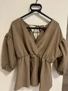 ローリーズファーム⭐️ブラウン Vネック 五分袖 シャツ Fサイズ