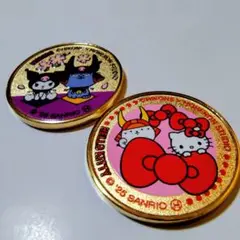 新発売 ひこにゃんキティサンリオコラボ＋ノーマル記念メダル ひこにゃんミュジアム スペシャルコラボ記念メダル ひこにゃん×キティちゃん - メルカリ