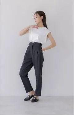 yonfa ヨンファ キックフレアクロップドパンツ - メルカリ