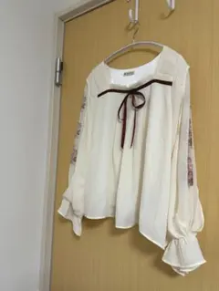 axes femme ブラウス