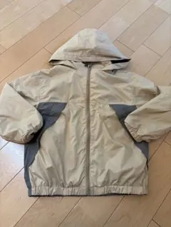 ブリーズ　アウター　ウインドブレーカー　130