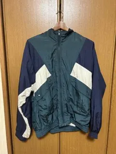 ナイロンジャケット ネイビー