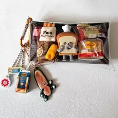 ガチャ詰めポーチ　パンどろぼう　ヤマザキパン　リプトン