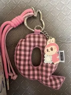 LABUBU PIN FOR LOVE Q