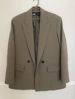 【6日・7日限定価格】ZARA テーラードジャケット ダブルブレストカーキ XS