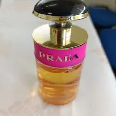 PRADA CANDY オードパルファム 香水のサムネイル