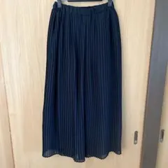 GU ブラック プリーツ キュロットのサムネイル