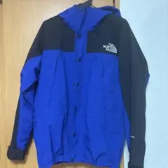 マ*ズ様 THE NORTH FACE マウンテンパーカー M 青/黒