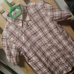 UNIQLO　ボタンダウン　シャツ