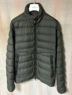 カーキ ダウンジャケット