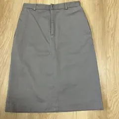 ☆未使用品！！GＡP 膝丈 スカート♪