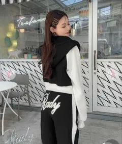 Item thumbnail for item 27220cef-172b-472f-859f-9e8133c3bba6