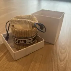 新品　ディオール　ノベルティ　ストローポーチ
