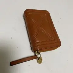Tory Burch エンボスレザー カードケース