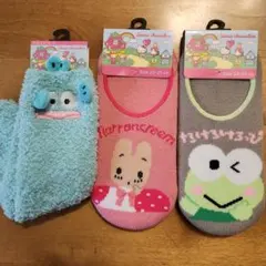 新品未使用　サンリオキャラクター ソックス 23-25cm　三点セット