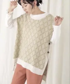 Bab(バブ) ジャガード サイドボタン ニットベスト