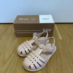 igor ピンク 編み込みサンダル