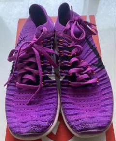 NIKE WMNS FREE RN FLYKNIT