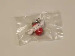 いちごめじるしアクセサリー　シナモンロール　新品未使用