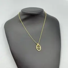 061クリスチャンディオール　ゴールドオーバル型ペンダントネックレス