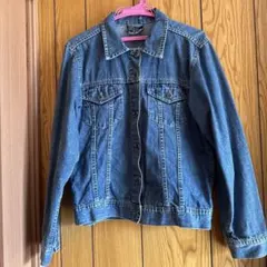 Item thumbnail for item c3a658b5-7661-4479-b0a9-2036bcfc1807