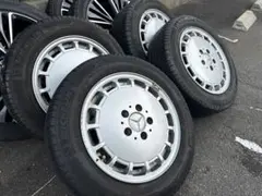Mercedes-Benz W201 190E 15インチ 純正ホイールのサムネイル