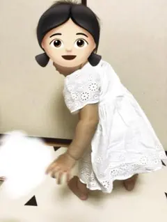 ホワイト レース付きロンパース