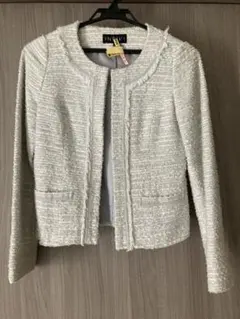 INDIVI ノーカラージャケット 36 ラメ混ライトグレー