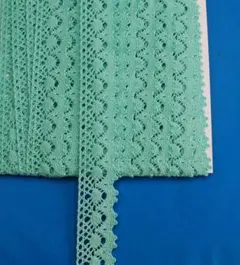 R121　トーション綿レース　２６ｍｍ巾　グリン　１０ｍ巻