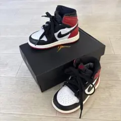 Nike Air Jordan 1 キッズスニーカー