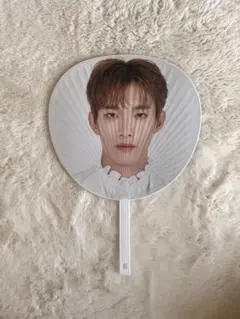 2025年最新】seventeen うちわ ドギョムの人気アイテム - メルカリ