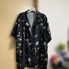 モノトーンフラワープリント ビックシルエット　　半袖シャツ ジャケシャツ