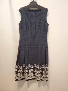 グリーン チェック柄 ノースリーブワンピース　刺繍