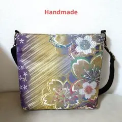 356 帯リメイク　キラキラ✳︎白いふっくらショルダーバッグ　匿名配送 356 帯リメイク キラキラ✳︎白いふっくらショルダーバッグ 匿名