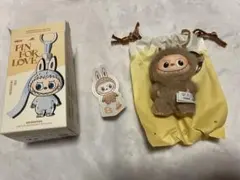 【正規品】イニシャル ラブブ B