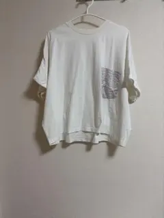 花柄ポケット付き 半袖Tシャツ ホワイト