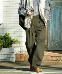 EMMA CLOTHES エマクローズ グルカチノパンツ カーキ Lサイズ