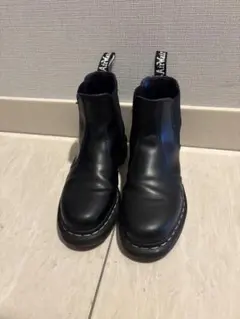 ドクターマーチン　Dr. Martens チェルシーブーツ　白ステッチ　24