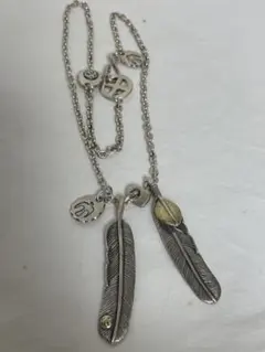 羽根モチーフ ネックレス シルバー ゴールド
