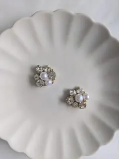 NO.210　リボン　ビジュー　ハンドメイド　ピアス/イヤリング