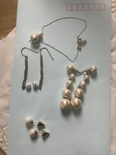 パール風ビーズ ピアス•ブレスレットセット